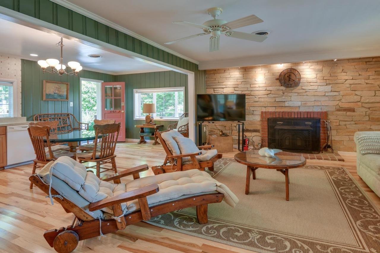 Waterfront Annapolis Home Fire Pit And Fishing Pier エクステリア 写真